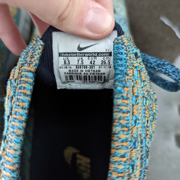 Nike Flyknit Chukka - Picture 11 of 13